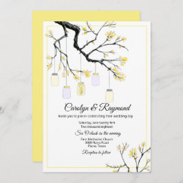 Mason Jar sobre la invitación a la boda de un árbo