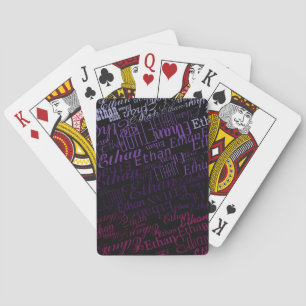 Mazo negro de cartas con nombre repetido