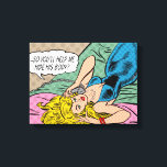 "¿Me ayudas a esconder su cuerpo?" lienzo<br><div class="desc">¡Todos necesitan un amigo como esta mujer! Añade un toque de humor retro-moda a tu decoración con esta huella de tela,  diseñada para evocar el arte pop de antaño.</div>