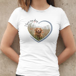Me encanta la camiseta con foto de mi corazón de p<br><div class="desc">Esta linda camisa que puede ser personalizada con una foto de su perro dentro de un corazón es el regalo perfecto para el amante del perro en tu lista. Regalo de navidades, o regalo de cumpleaños es uno que les encantará usar para que el mundo sepa que aman el (3)...</div>