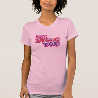 Me encanta la camiseta de las mujeres al estilo de