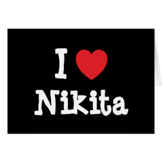 Me encanta la camiseta del corazón de Nikita