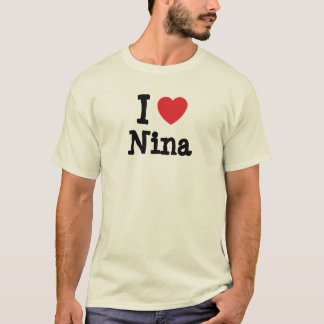 Me encanta la camiseta del corazón de Nina