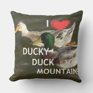 Me encantan las almohadas de Duck Duck Mountain