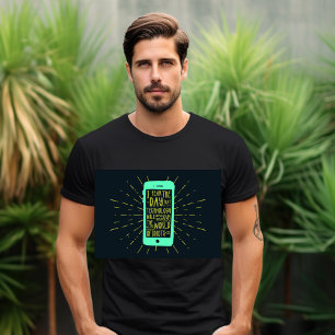Me siento con la camiseta del día