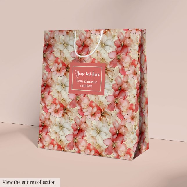 Mediana Bolsa de regalo de cumpleaños con flores rosadas y (Elegant blush pink and gold floral birthday gift bag)
