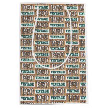 Nacido en 1970 con una bolsa de regalo