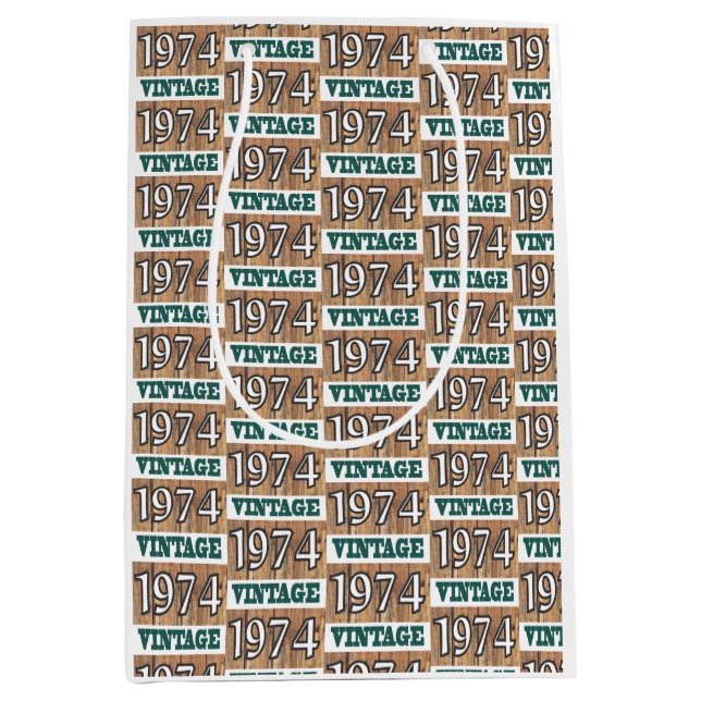 Mediana Nacido en 1974 con una bolsa de regalo (Anverso)