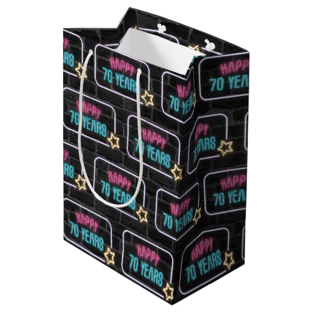 Mediana Neon 70.º Rótulo De Cumpleaños En Bolsa De Regalo  (Angulo reverso)