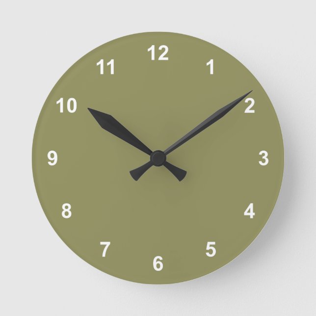 Mediano Reloj redondo de color oliva con números (Anverso)