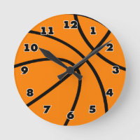 Reloj redondo de los deportes con diseño del