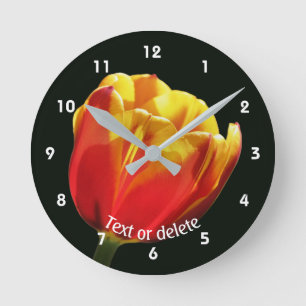 Mediano Reloj redondo personalizado de flor de tulipán vib