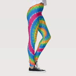 Medias de colores vibrantes teñidas a mano