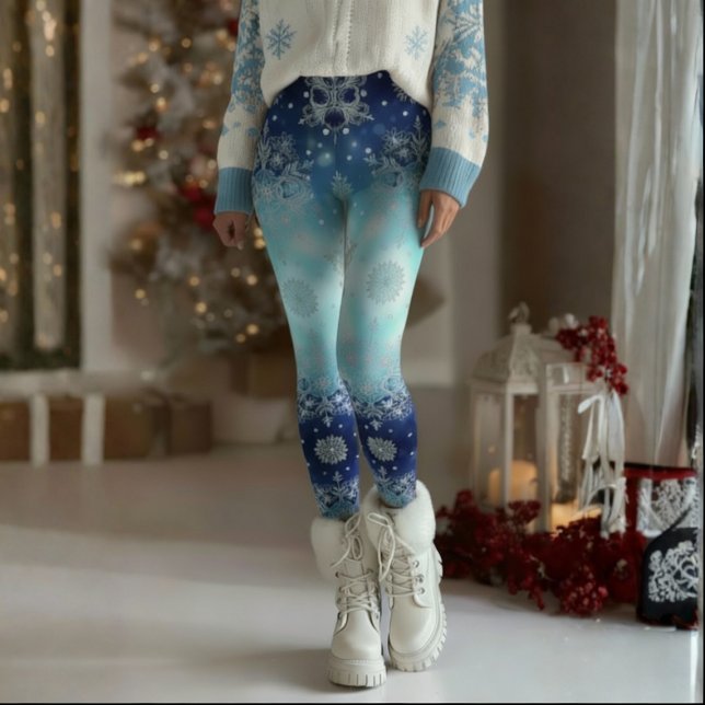 Medias de Navidad Copo de Nieve Azul (Step into the season with our Blue Snowflake Christmas Leggings by Becky Boom)