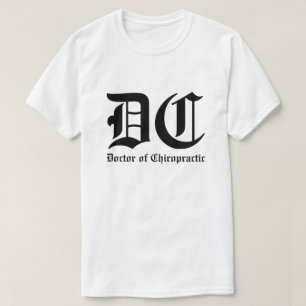 Médica de la camiseta quiropráctica