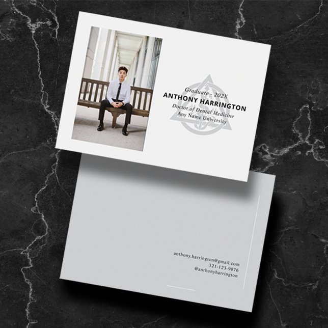 Médica de la negación de la Invitación gris negra (Subido por el creador)