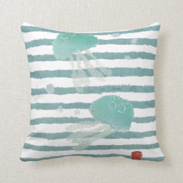 Medusas en la almohada de la raya azul de la