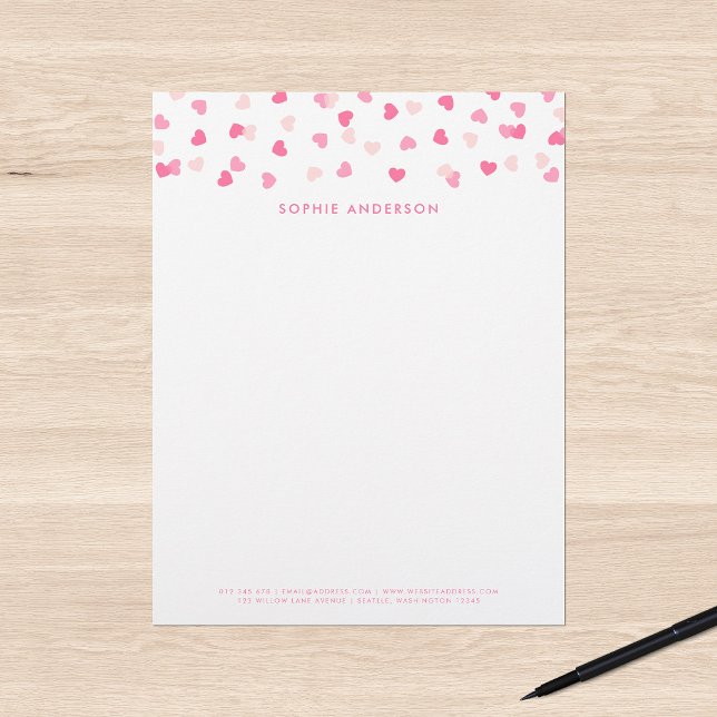 Membrete Confeti de Corazones Rosas Dispersos (Subido por el creador)