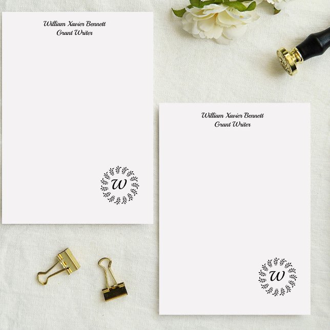 Membrete Corona de laurel negra monogramada (Subido por el creador)