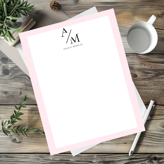 Membrete Mínimo Pastel Rosa Inicial y Personalizado (Subido por el creador)