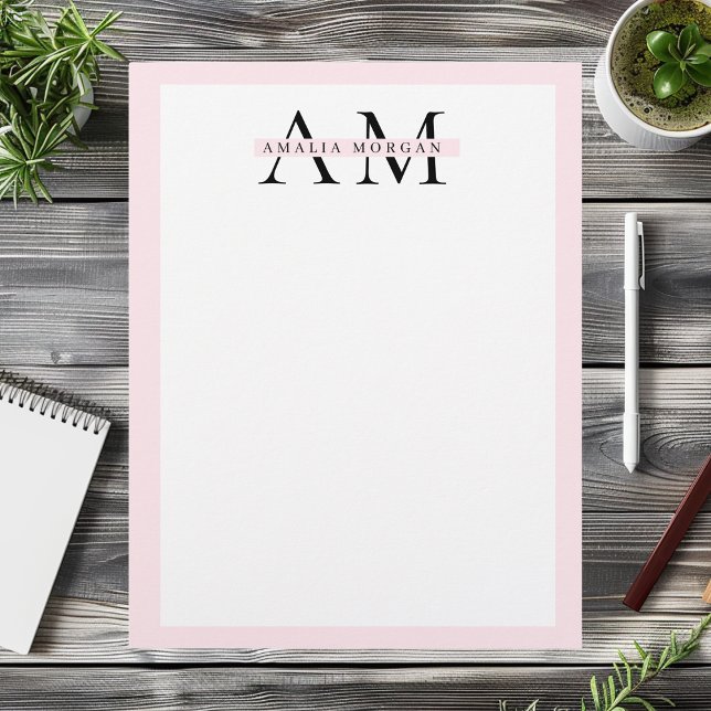 Membrete Mínimo Pastel Rosa Inicial y Personalizado (Subido por el creador)