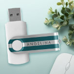 Memoria USB Nombre personalizado del patrón rayado moderno - B<br><div class="desc">Bandas de rugby - Un patrón preppy con un diseño de franja audaz y un nombre de pila y apellido. Si su arte todavía necesita ser ajustado, haga clic en el botón Personalizar Este botón. Esto te llevará a un área de diseño donde puedes mover cosas e incluso cambiar fuentes....</div>
