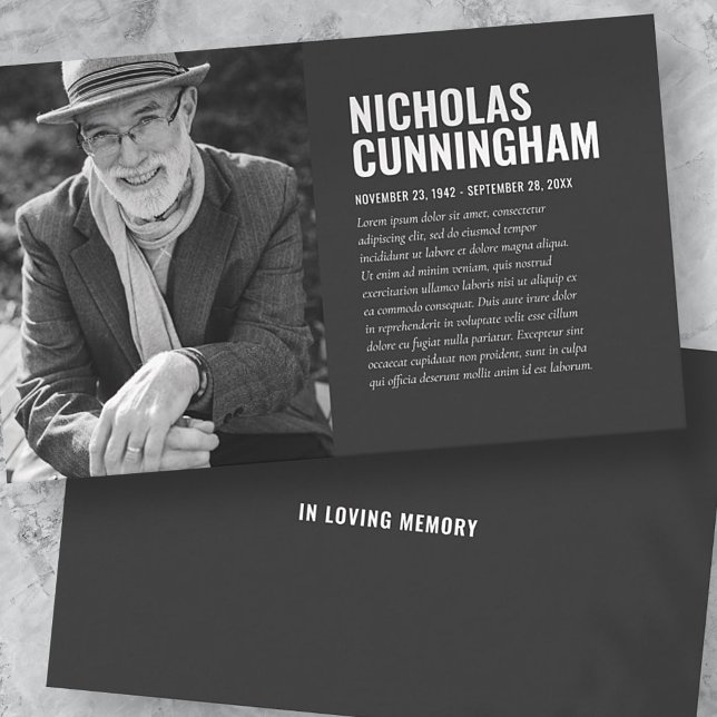 Memorial funerario en tarjeta de fotos de memoria  (Subido por el creador)