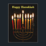 Menorah y Candles Hanukkah iluminan la tarjeta pos<br><div class="desc">Feliz Hanukkah a todos y cada uno. Difunde la alegría de las luces de vacaciones con esta postal. La menorah iluminada brilla con las velas encendidas durante las ocho noches. Encendemos una vela por cada noche y celebramos el milagro de las 8 noches de Hanukkah. Este año, hazte fácil mandar...</div>