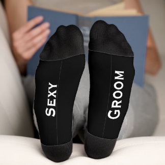 Mensaje secreto de Groom para novia en calcetines 