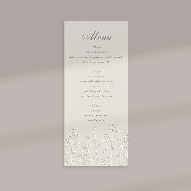Menú Boda Clásico Grabado en relieve de Flores Silvestr (formal wedding menu card traditional calligraphy ecru faux embossed wildflowers elegant classic thin)