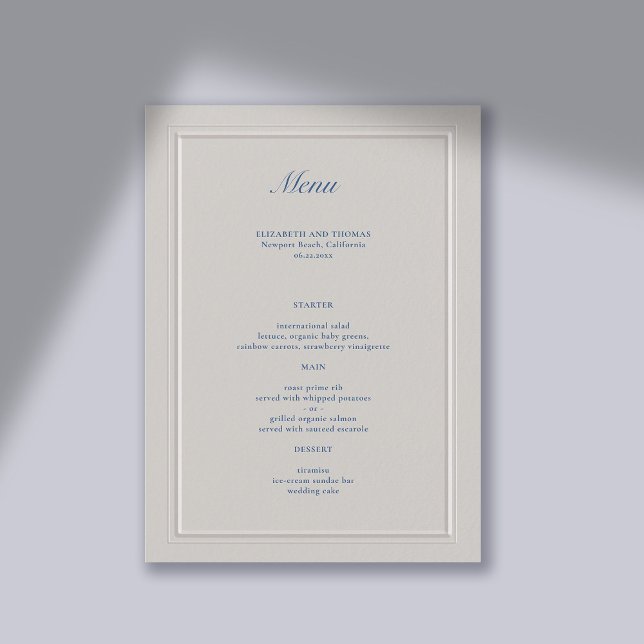 Menú Boda clásico moderno azul Grabado en relieve Faux (wedding menu card traditional classic formal  faux embossed nautical  frame ocean beach boat yacht)