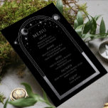 Menú Boda de estrellas de luna mística de color negro p<br><div class="desc">Las Mistical Black Silver Sun Moon Stars Astronomía Galaxy Celestial Cosmic Space Boda Cartas de menú con un sol plateado, luna y estrellas enmarcadas en un fondo negro con los detalles de su menú en el centro en un guión moderno de caligrafía plateada. Personalice editando el texto en los cuadros...</div>