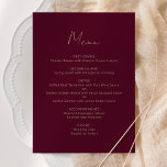 Menú Boda de guiones de oro de Borgoña<br><div class="desc">La elegante y moderna carta de boda,  de color dorado y con un fondo burdeos. La palabra "Menú" aparece en un hermoso guión de escritura a mano,  con el texto restante en letra sans serif. El lado inverso es un burgundy sólido.</div>