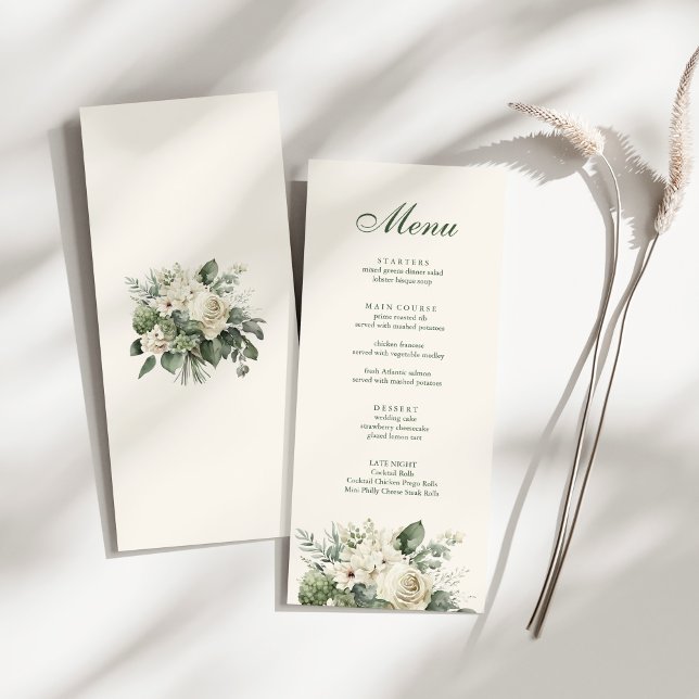 Menú Boho Sage Green y Boda de Flores de Marfil (Boho Sage Green and Ivory Flowers Wedding Menu on a sunny white table.)