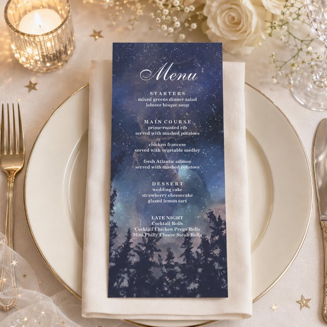 Menú de Boda Celestial Bosque Nocturno Estrellado (Starry Night Forest Celestial Wedding Menu on an elegant wedding table with flowers)