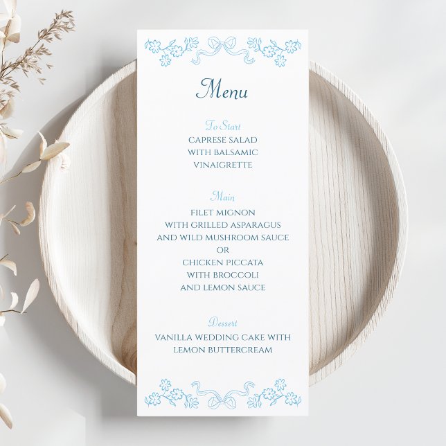 Menú Elegante Boda floral de mano y azul de barro (Elevate your wedding tablescape with our elegant blue floral bow menu card. Personalize yours now!)