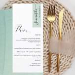 Menú Sage Green personalizado con nombre de invitado el<br><div class="desc">¿Por qué gastar en las tarjetas de lugar y de menú cuando se puede tener un elegante menú todo en uno personalizado con cada nombre de invitado? Diseño contemporáneo, sencillo y elegante con una hermosa caligrafía escrita a mano. Stripe en la esquina superior derecha en tono verde sabio con el...</div>