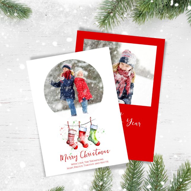 Merece Navidad 2 Foto Acuarela Stockings (Whimsical holiday photo cards with watercolor stockings. )