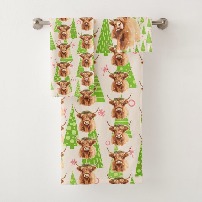 Merry Christmas Greenery Highland Miniature Cow (In situ)