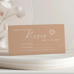 Mesa Beige Minimalista ¿Cuántos besos tienen tarjeta de