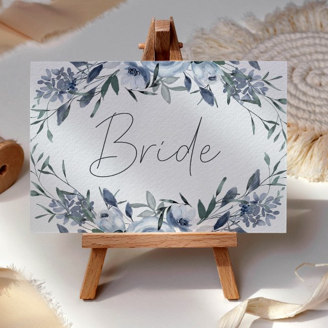 Mesa Tarjeta de lugar reservado de boda con flores azul (Subido por el creador)