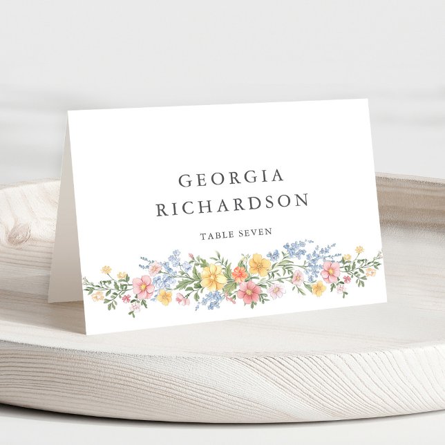 Mesa Tarjeta de nombre de invitado ornada de pastel sua (Soft Pastel Ornate Spring Garden Floral Place Card with guest name.)