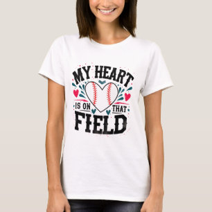 Mi Corazón Está En Esa Camisa De Campo Béisbol T