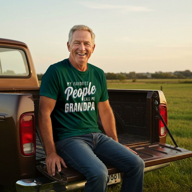 "Mi gente favorita me llama" camiseta masculina (Subido por el creador)