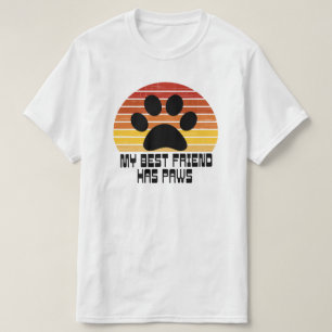 Mi mejor amigo tiene una camiseta con patas