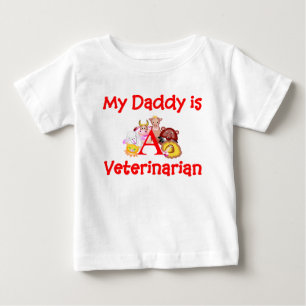 Mi papá es una camiseta infantil veterinaria