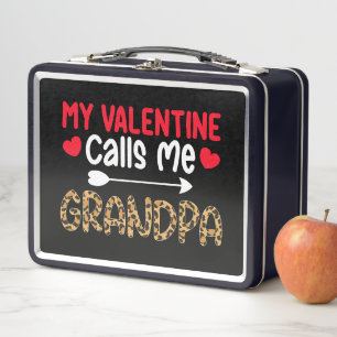 Mi San Valentín me llama abuelo leopardo búfalo