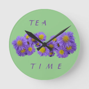 Michaelmas Daisy Cust. Reloj de pared acrílico ver