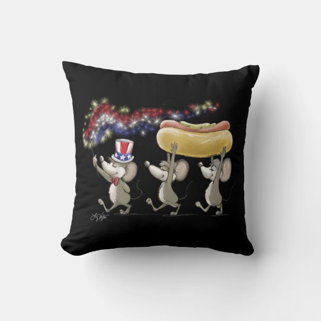 Micrófono, Mac y la almohada nocturna del 4 de jul (Anverso)