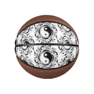 Mini Balón De Baloncesto Símbolo Yin & Yang negro y blanco estilo tatuaje
